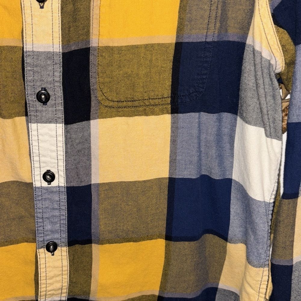 American Eagle navy gold and cream flannel size large - Picture 3 of 4